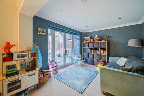4 bedroom semi-detached house for sale, Caithness Close, Basingstoke RG23