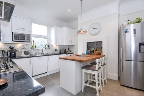 2 bedroom flat to rent, Holmdale Road, London, NW6