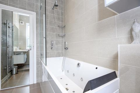 2 bedroom flat to rent, Holmdale Road, London, NW6
