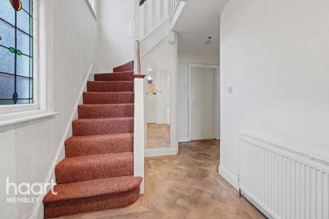 3 bedroom semi-detached house for sale, Greenfield Gardens, London