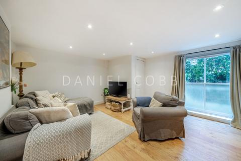 2 bedroom flat for sale, Grosvenor Terrace, London, SE5