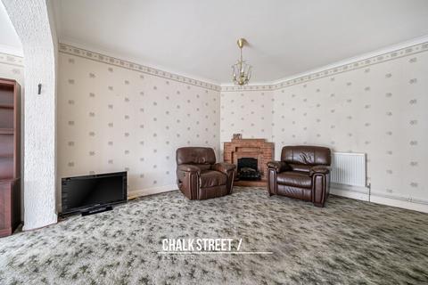 3 bedroom semi-detached bungalow for sale, Ferguson Avenue, Gidea Park, RM2