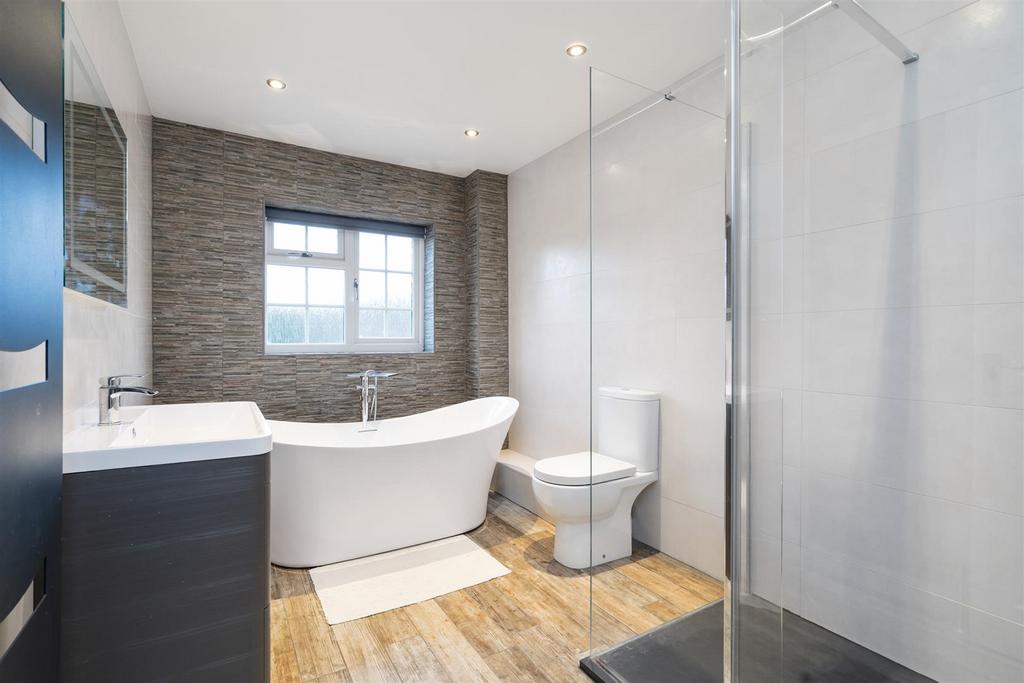 2 Nichols Close 17.jpg