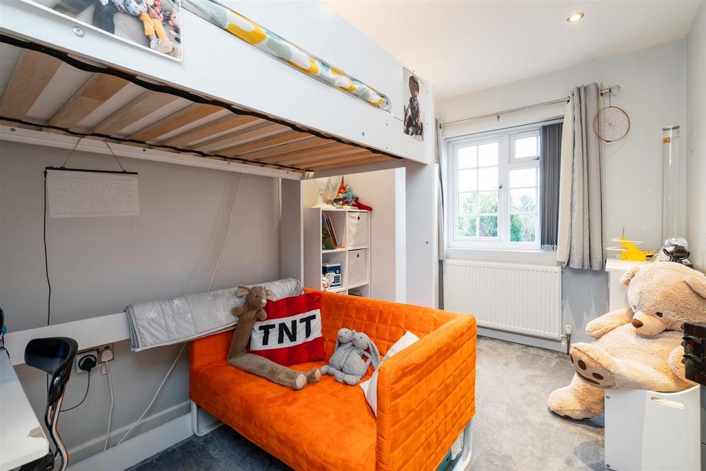 2 Nichols Close 16.jpg