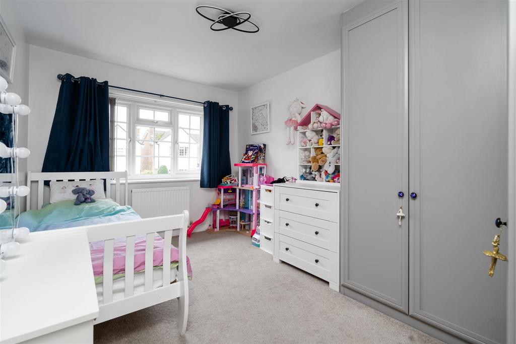 2 Nichols Close 11.jpg