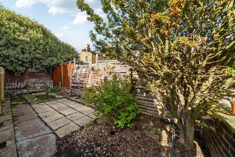 2 bedroom flat for sale, Haydons Road, Wimbledon, London, SW19