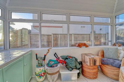 4 bedroom semi-detached house for sale, Walton on the naze CO14