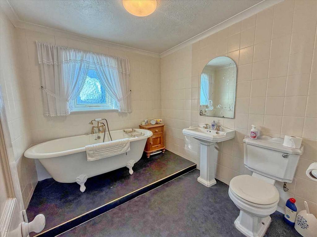 Family Bathroom