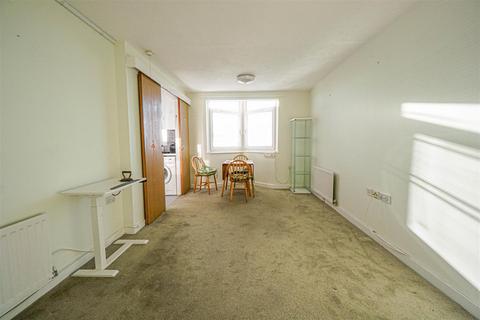 1 bedroom retirement property for sale, Verulam Place, St. Leonards-On-Sea