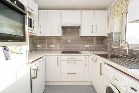 1 bedroom retirement property for sale, Verulam Place, St. Leonards-On-Sea