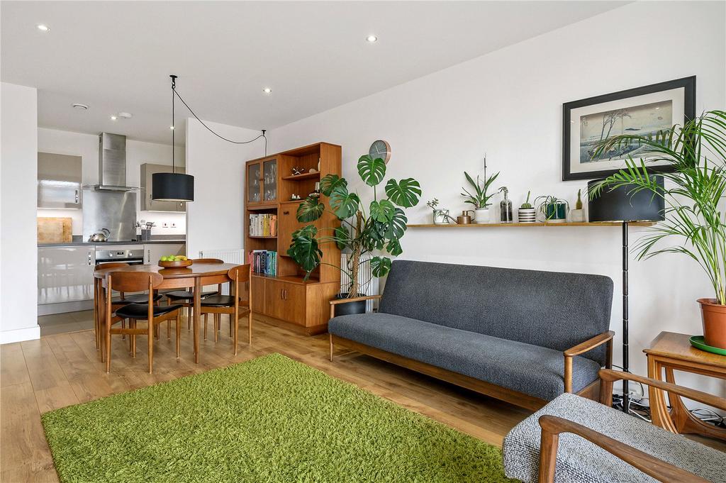Reception/Kitchen