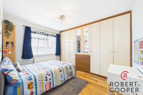 4 bedroom terraced house for sale, Torbay Road, Harrow, HA2