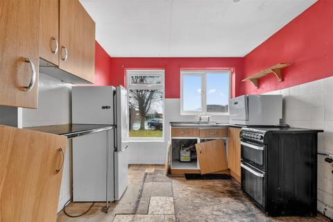 2 bedroom detached bungalow for sale, Orrin Close, York
