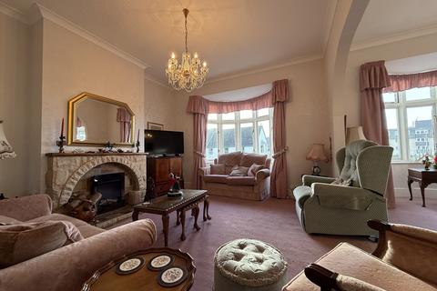 3 bedroom flat for sale, Sutton Gardens, Sutton Street, Tenby, Pembrokeshire, SA70