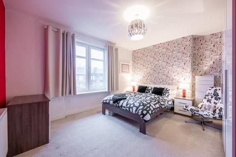 2 bedroom flat to rent, Paisley Road West, Flat 2-1, Craigton, Glasgow, G52 1DA