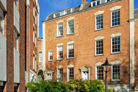 Hope Square, Bristol, BS8