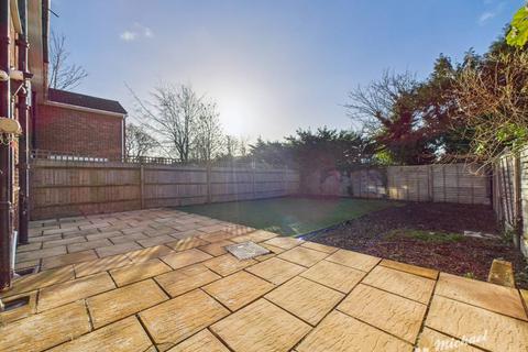 4 bedroom semi-detached house for sale, Northumberland Avenue, Aylesbury, Buckinghamshire