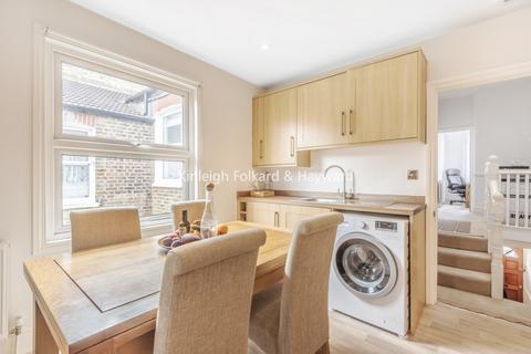 2 bedroom flat to rent, Inglemere Road, Mitcham, CR4
