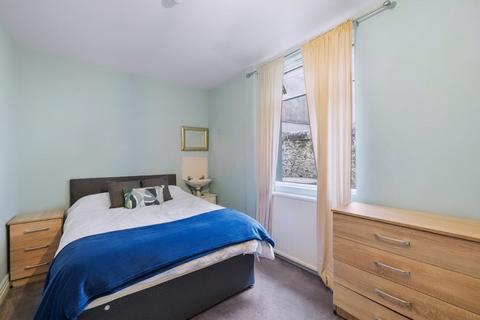 1 bedroom in a house share to rent, 29 Headland Park, Devon PL4