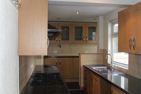 3 bedroom terraced house to rent, 4 Allen Bank