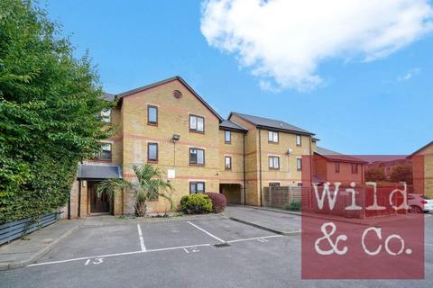 1 bedroom flat for sale, Riverside Close, Hackney