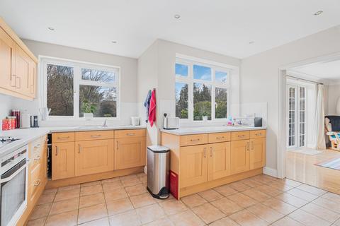 4 bedroom detached house for sale, Cedar Road, Berkhamsted, Hertfordshire, HP4