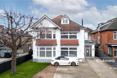 1 bedroom apartment for sale, Grand Avenue, Bournemouth, Dorset, BH6