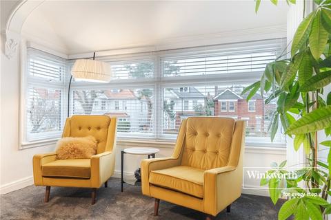 1 bedroom apartment for sale, Grand Avenue, Bournemouth, Dorset, BH6