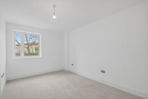 2 bedroom flat for sale, Sidney Road, Brixton, London, SW9