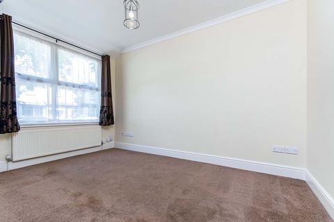 undefined, South Avenue, Carshalton SM5