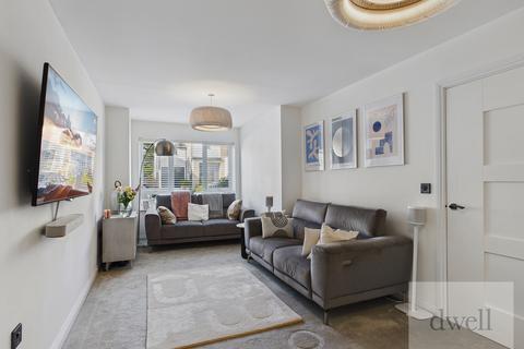 3 bedroom semi-detached house to rent, Delphinium Grove, Adel, Leeds, LS16