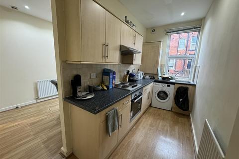 undefined, Newport Gardens, Leeds LS6