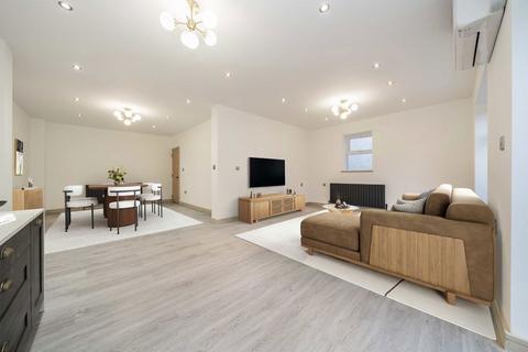 6 bedroom detached house to rent, Cheyne Walk, London NW4