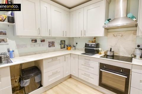 3 bedroom terraced house for sale, Glebeland, Hatfield