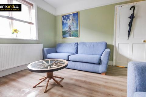 3 bedroom terraced house for sale, Glebeland, Hatfield