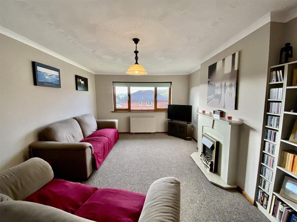 House in Ammanford, Llandybie - View 2