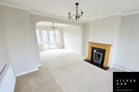 3 bedroom semi-detached house to rent, Ridgewood Park, Llanelli, Carmarthenshire
