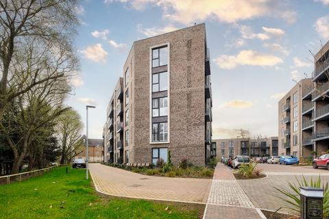 1 bedroom flat to rent, Essex IG10