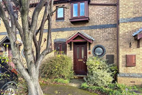 2 bedroom terraced house to rent, Hamble, SO31 4RY