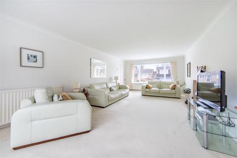 4 bedroom detached bungalow for sale, The Paddock, Walbottle, NE15