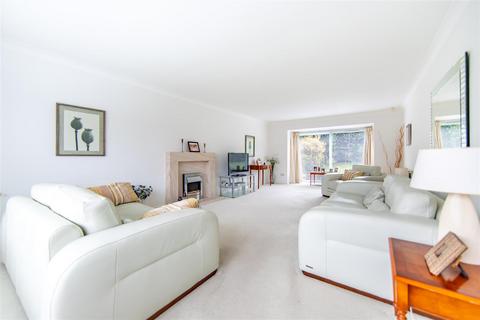 4 bedroom detached bungalow for sale, The Paddock, Walbottle, NE15