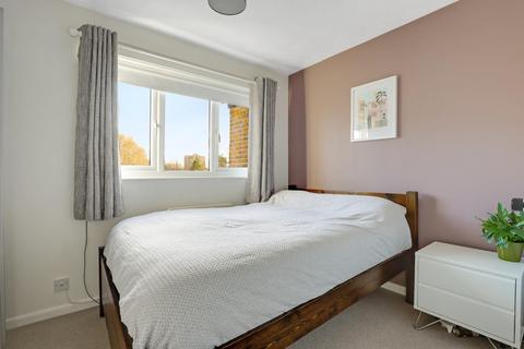 undefined, Sydenham Road, Sydenham, London
