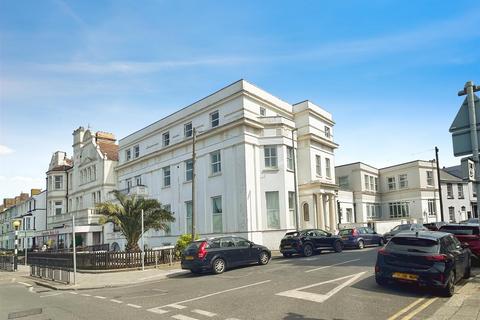 Richmond Street, Herne Bay