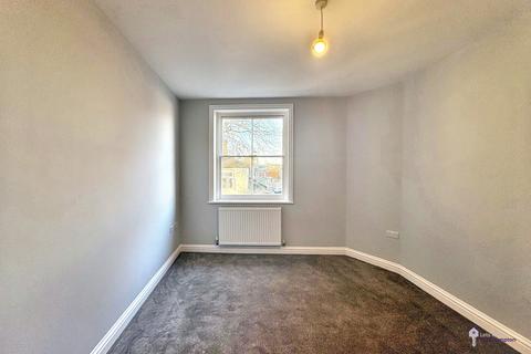 2 bedroom flat to rent, Flat 6 Cherry Tree House, 21 The Avenue, SO17 1XL
