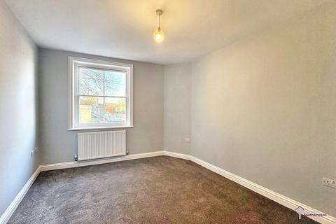 2 bedroom flat to rent, Flat 6 Cherry Tree House, 21 The Avenue, SO17 1XL