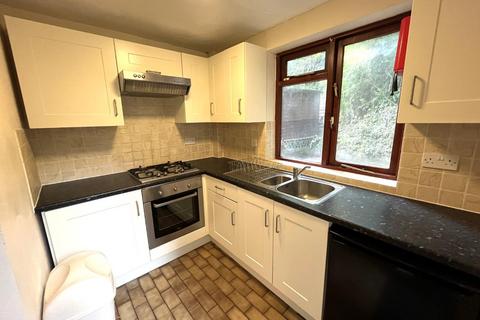 3 bedroom house to rent, Church Road, Penryn