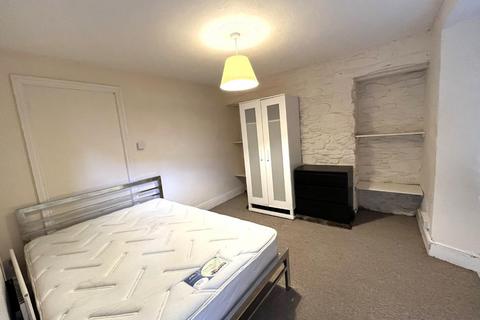3 bedroom house to rent, Church Road, Penryn