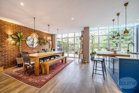 5 bedroom detached house for sale, Broomleaf Road, Farnham, Surrey, GU9