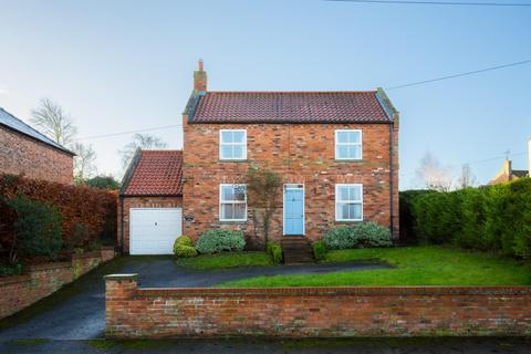 undefined, Main Street, Tholthorpe, York