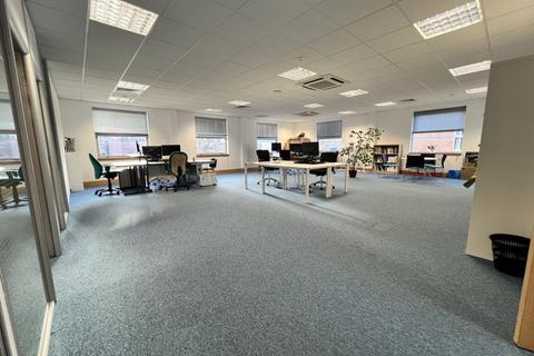 Office to rent, Molly Millars Ln Wokingham RG41 2PX